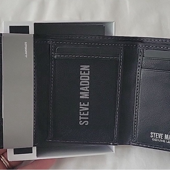 NWT in box Steve Madden Wallet - Picture 6 of 6